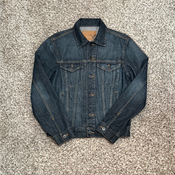 American Eagle Outfitters Other - American Eagle Men‘s Classic Denim Trucker Jacket - Dark Wash, Size Small